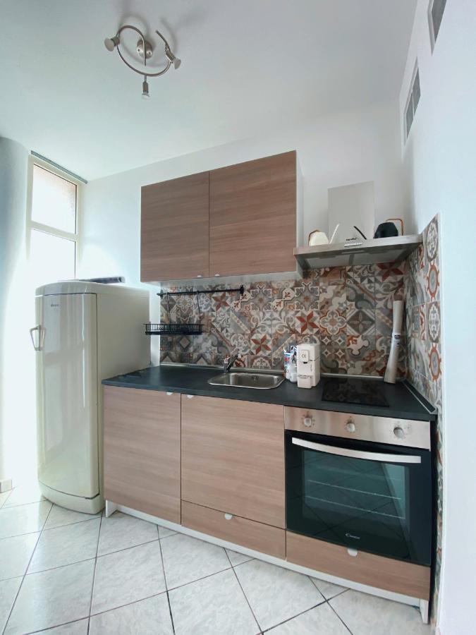 Terrazza Delle Rose Apartment Nettuno Exterior foto